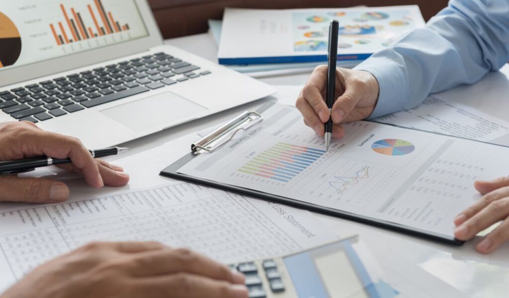 detective financiero ibiza